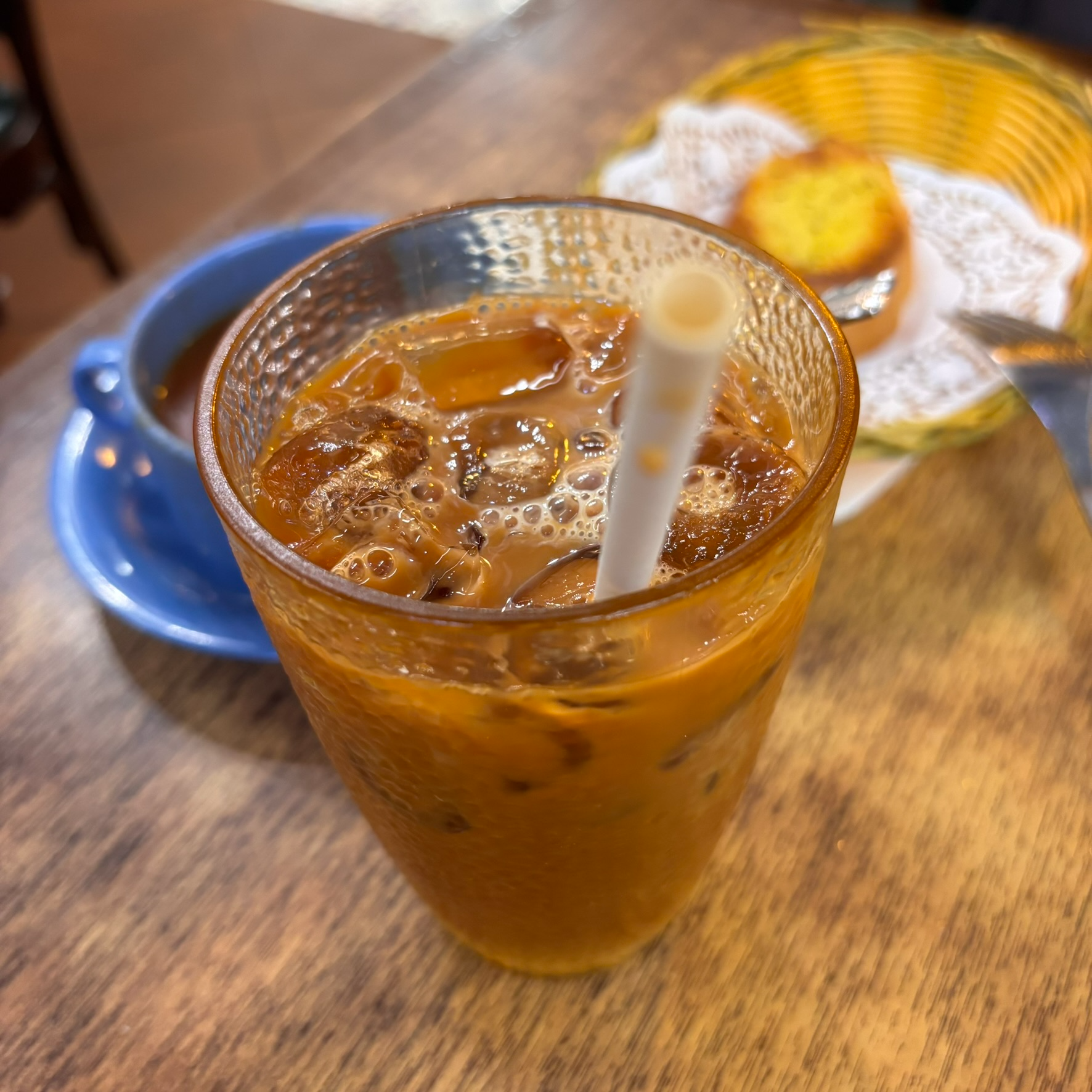 丝袜奶茶、罗宋汤和多士